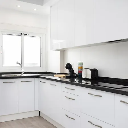 Eden Top City Center Apartman *